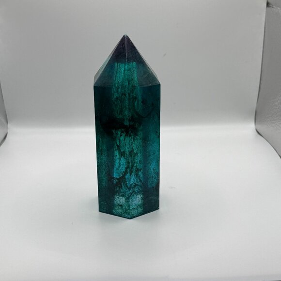 Teal Aura Crystal Tower Resin Decor - Picture 1 of 2